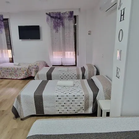 Serranos Centro בית נופש